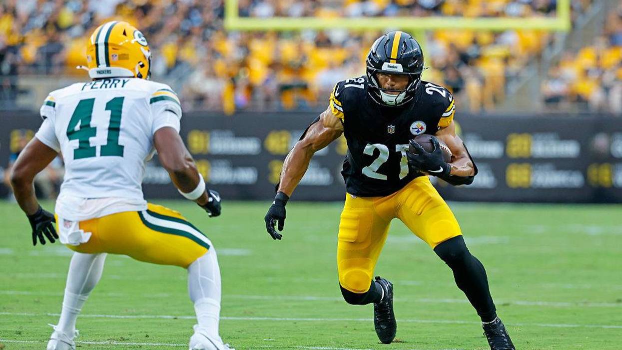 Steelers bring 13 back from camp to practice squad