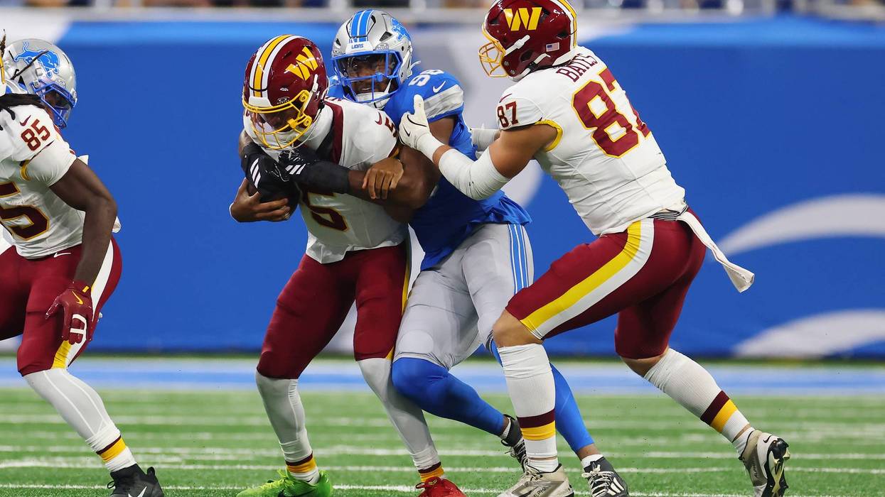 'Crafty, sneaky, smart:' Unheralded D.J. Wonnum will play key role for Lions