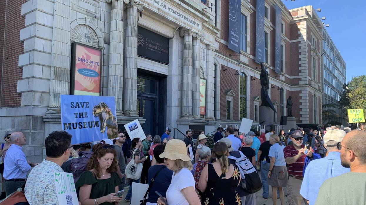 Hundreds gather outside Academy of Natural Sciences to protest museum closure