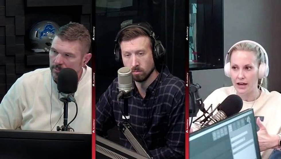 Cookie Jar | College Blue Bloods & Eliminate Garlic Or Onion Forever? | Costa and Jansen