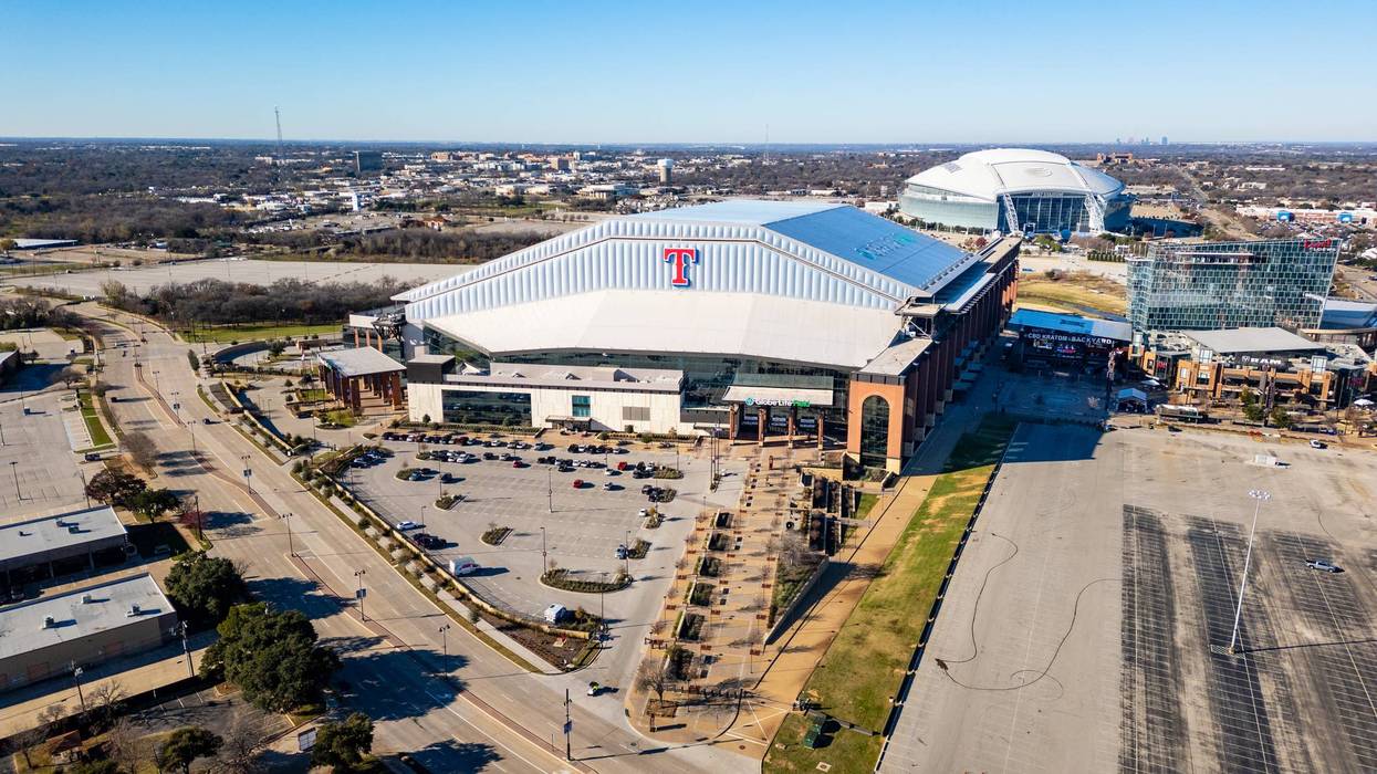 Arlington sees Cowboys and Rangers home games Sunday