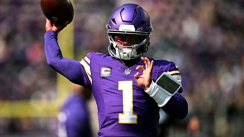Audacy Sports: Vikings have running back issues heading into Tampa