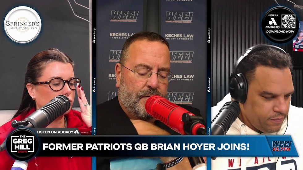 Was it better play-calling? Decision-making? Confidence? Former Patriots QB Brian Hoyer joins!