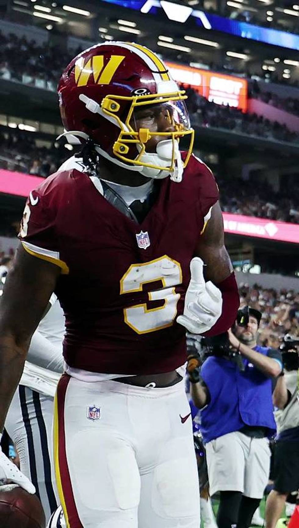 Stefan Diggs Is OUT Sunday