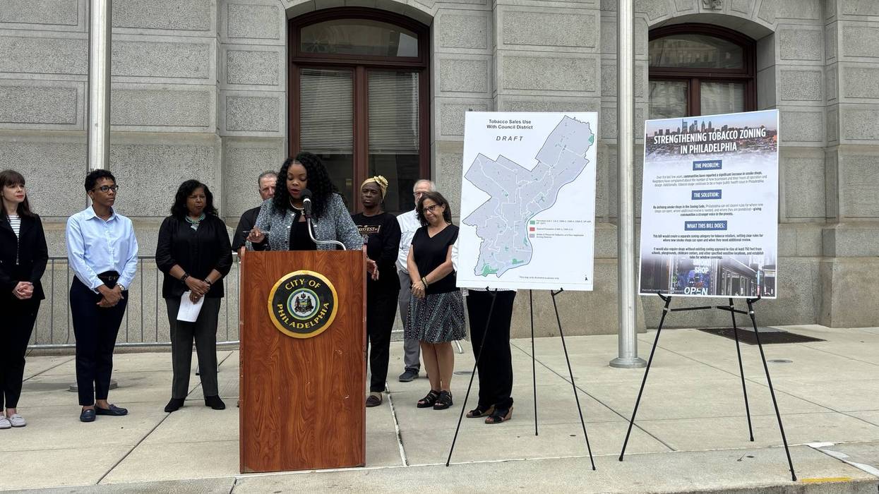 Philadelphia City Council takes aim, again, at nuisance smoke shops