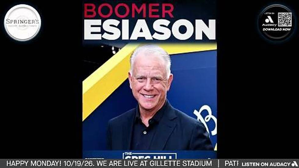 Should Patriots fans be alarmed with A.J. Brown's drops/struggles? NFL legend Boomer Esiason joins! #live