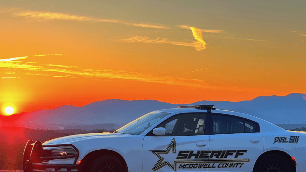 Western North Carolina man accused of assaulting a deputy