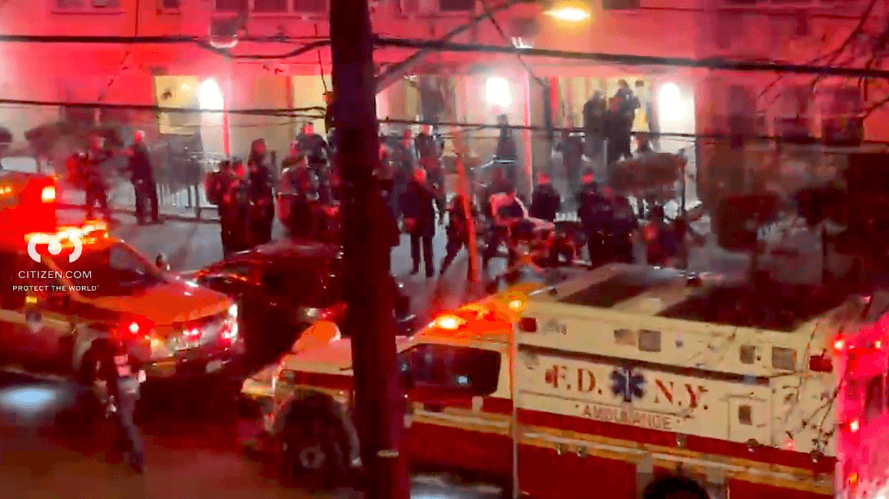 Man arrested for attacking multiple EMS workers during emergency call in the Bronx: authorities