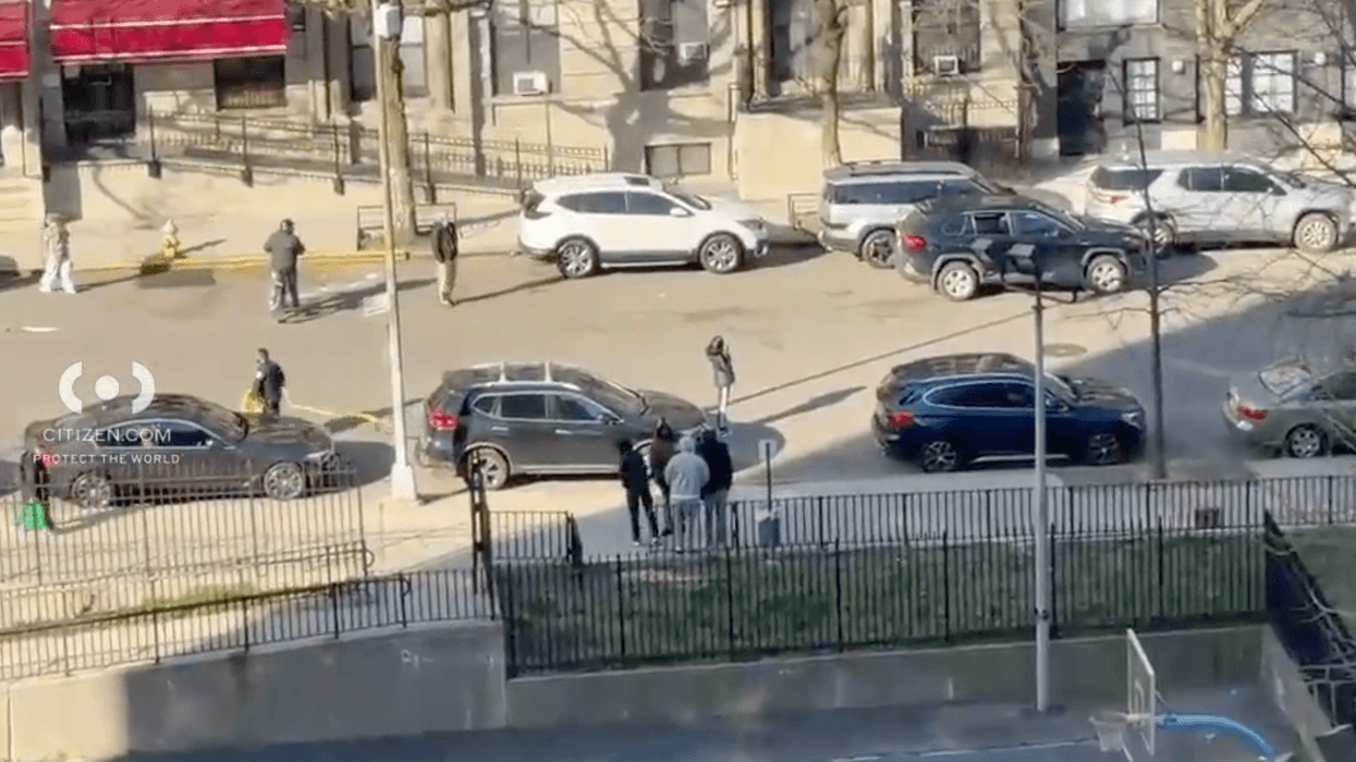 Man, 33, fatally shot in the chest on the UWS