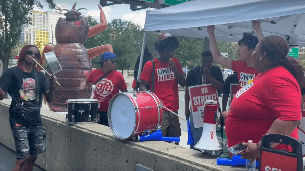 Sheraton Philadelphia Downtown workers walk off the job, demand healthcare and fair living wages