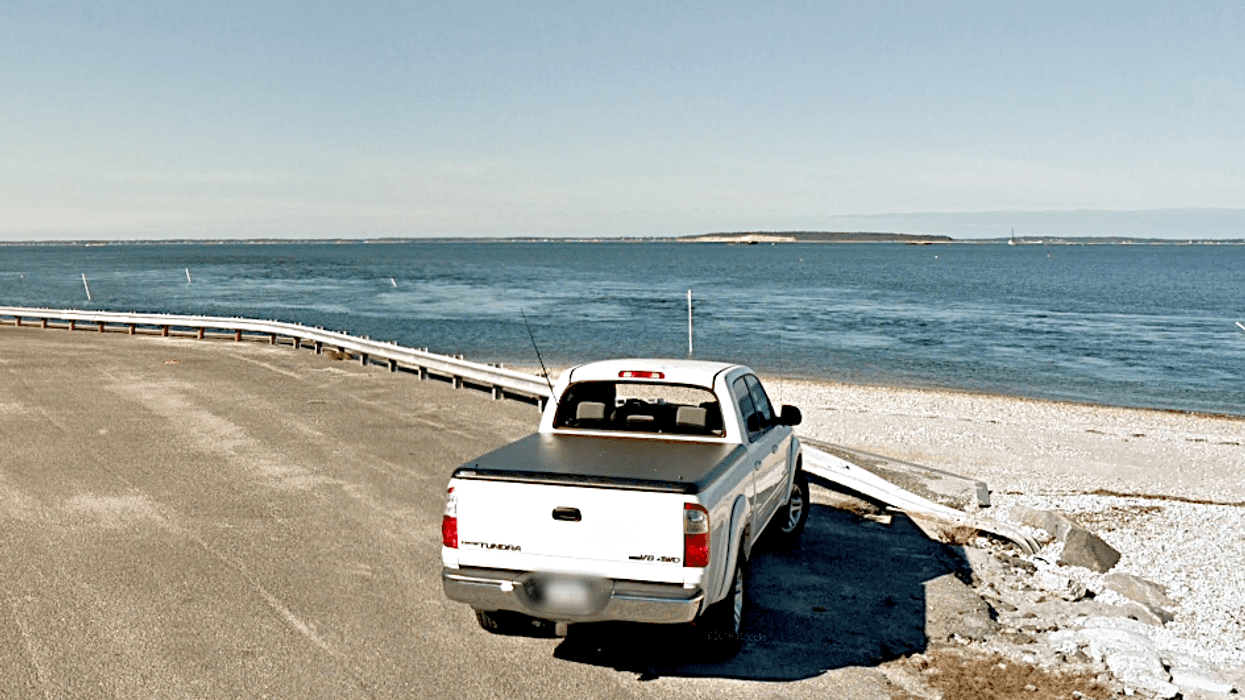 NYC girl, 6, drowns at Long Island beach during holiday outing with family