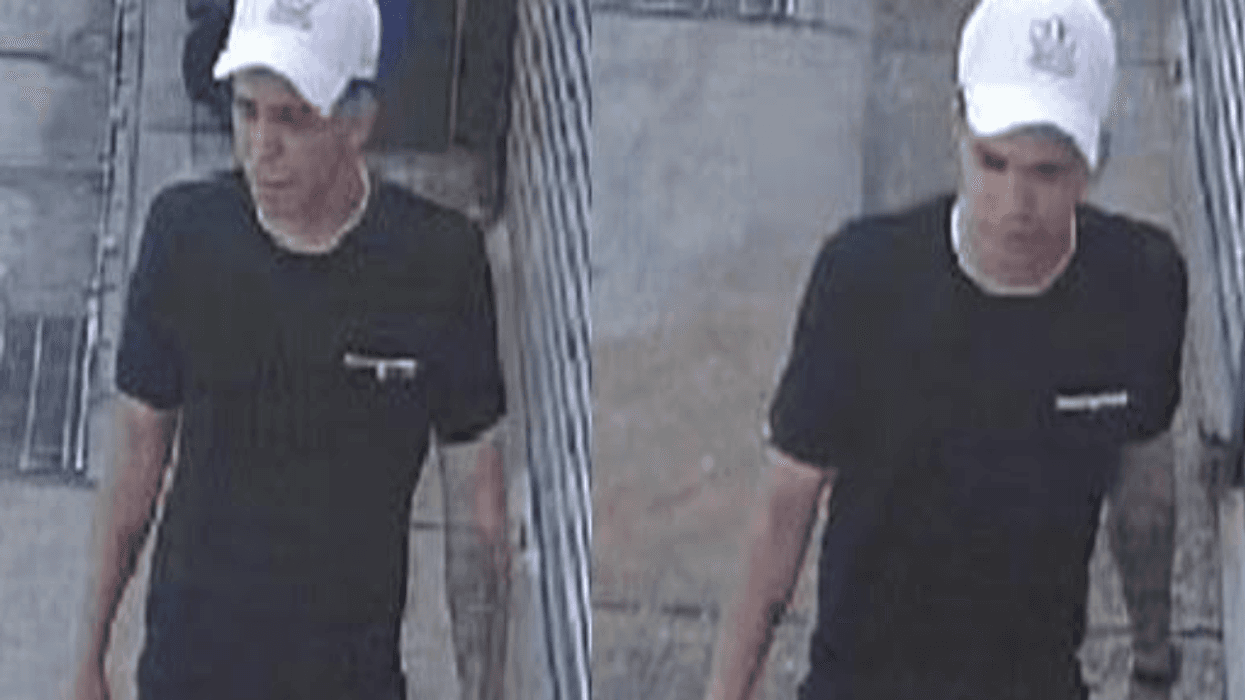 Suspect who ripped necklace off 70-year-old woman in Astoria