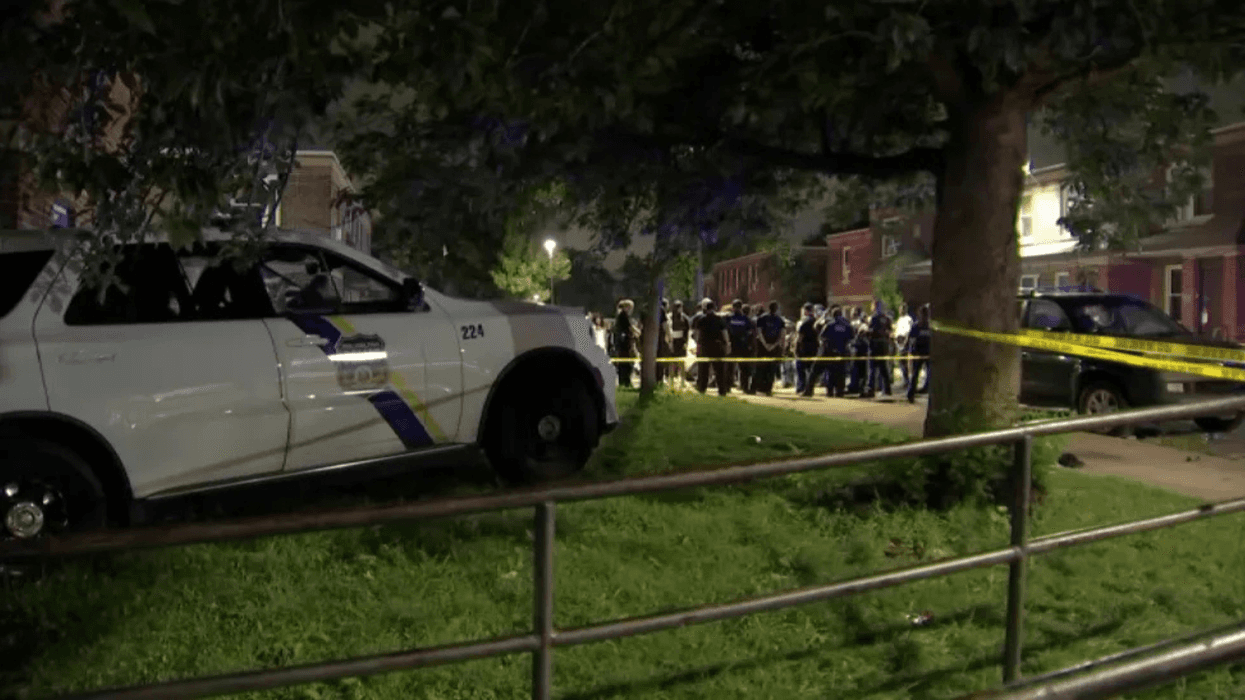 PHA car vandalized, shots fired as police attempt to disperse disorderly crowd in Northeast Philly