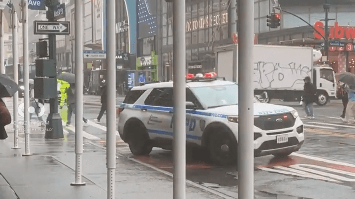Truck driver fatally hits bicyclist on West 34th Street, leaves scene: police