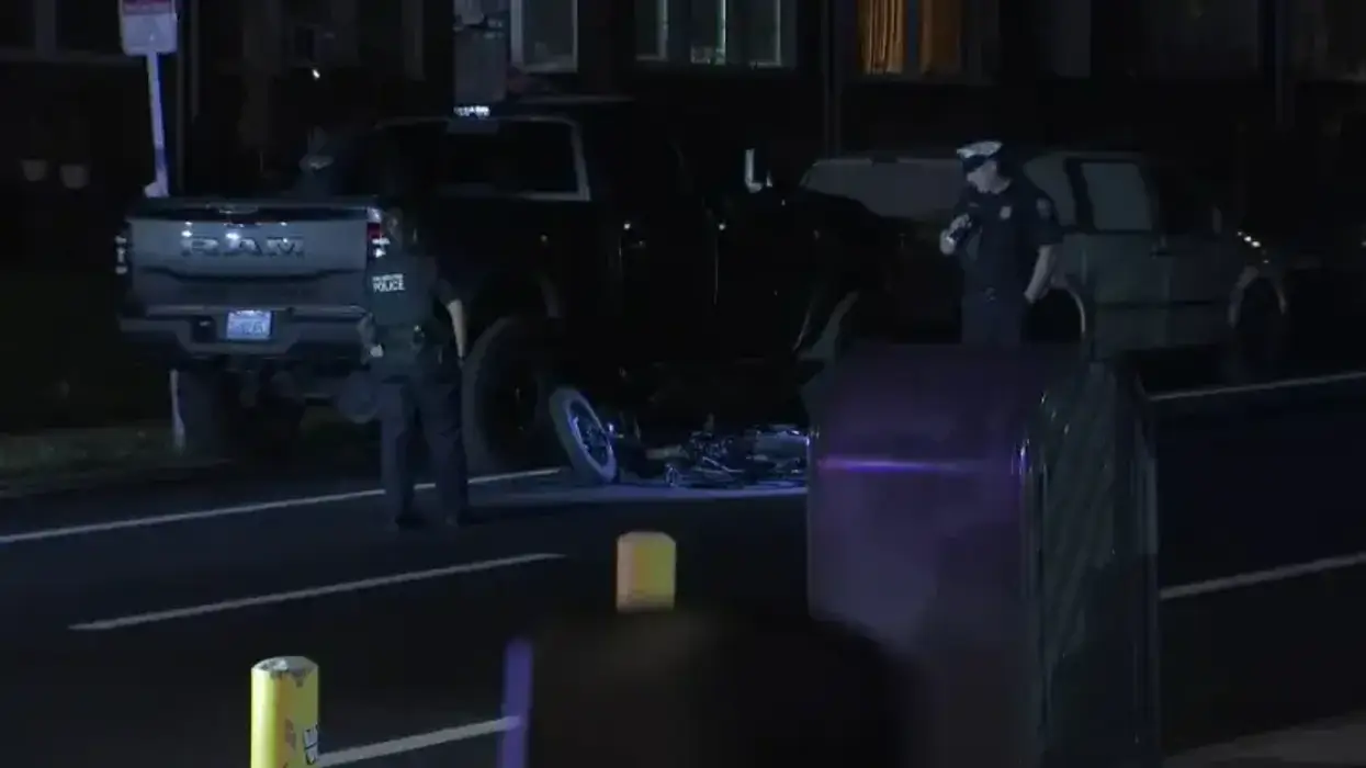 E-bike rider struck by hit-and-run driver in Mayfair, police say