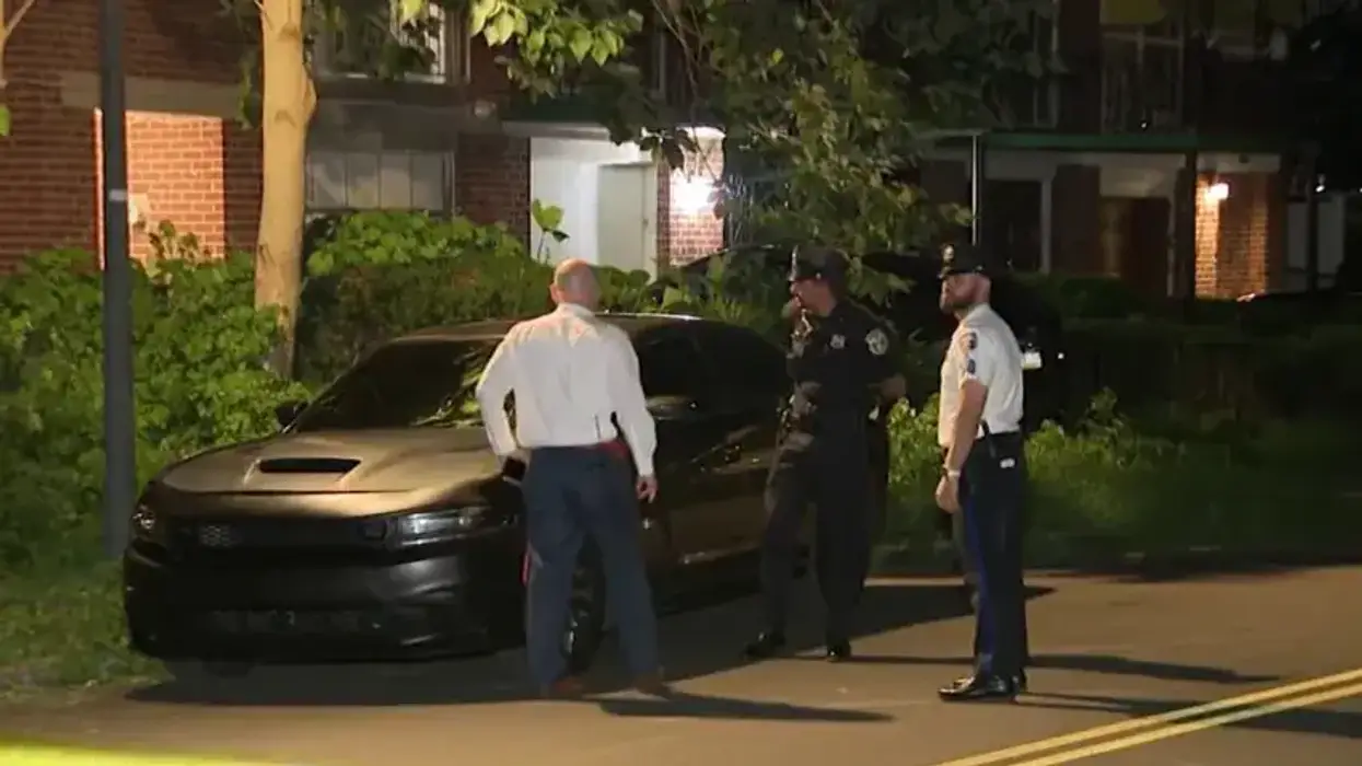4 shot at Southwest Philadelphia basketball court