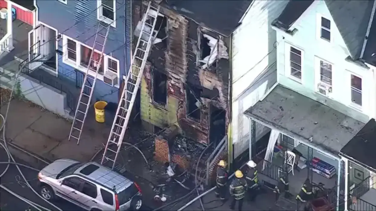 2 children killed in Trenton row home fire