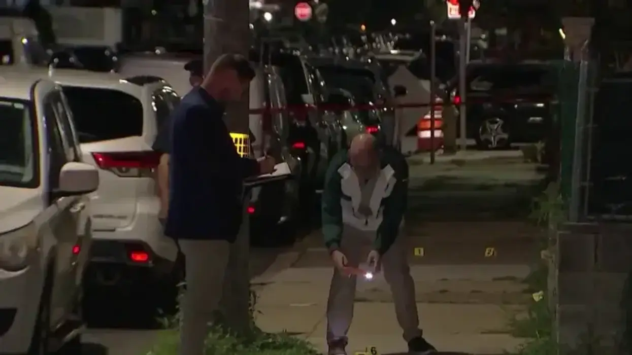 2 men shot in car in Northeast Philadelphia