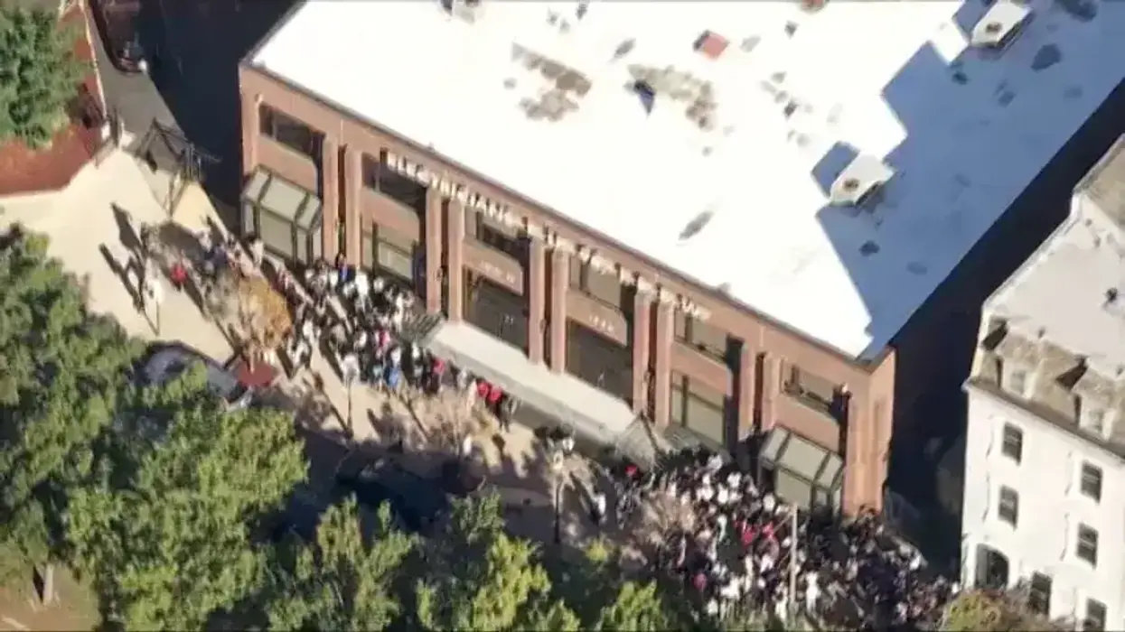 Police investigating bomb threats made to Philadelphia schools