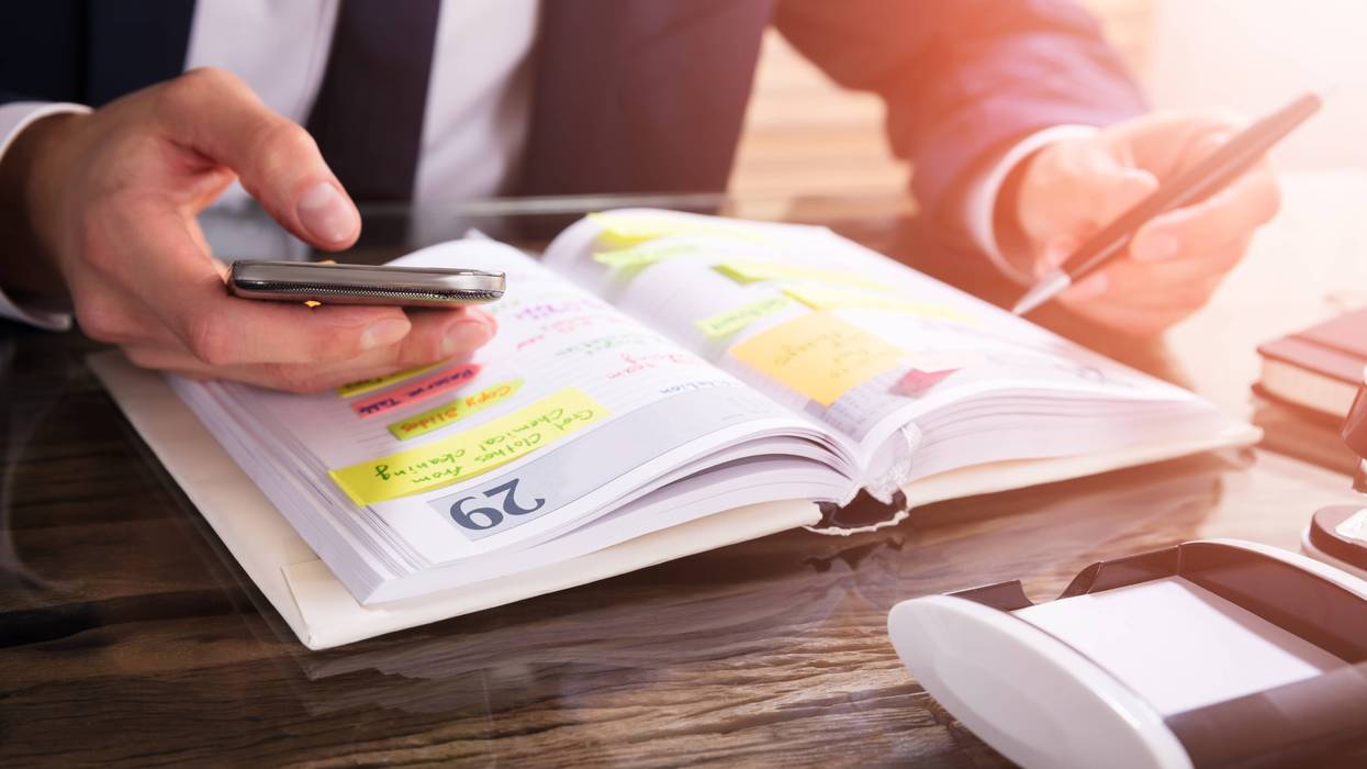Imagine losing your short-term memory for anywhere from two to 12 hours only to have it return as mysteriously as it left. KYW Medical Editor Dr. Brian McDonough says it is more common than you think.