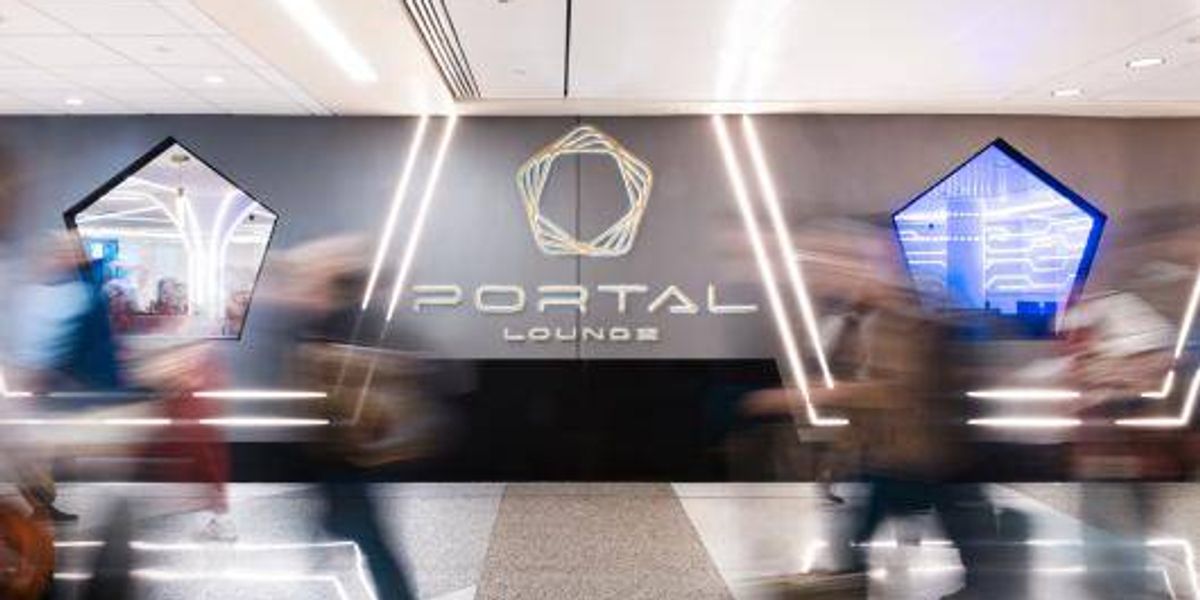 A new lounge at MSP Airport has travelers playing around. Meet the Portal Lounge