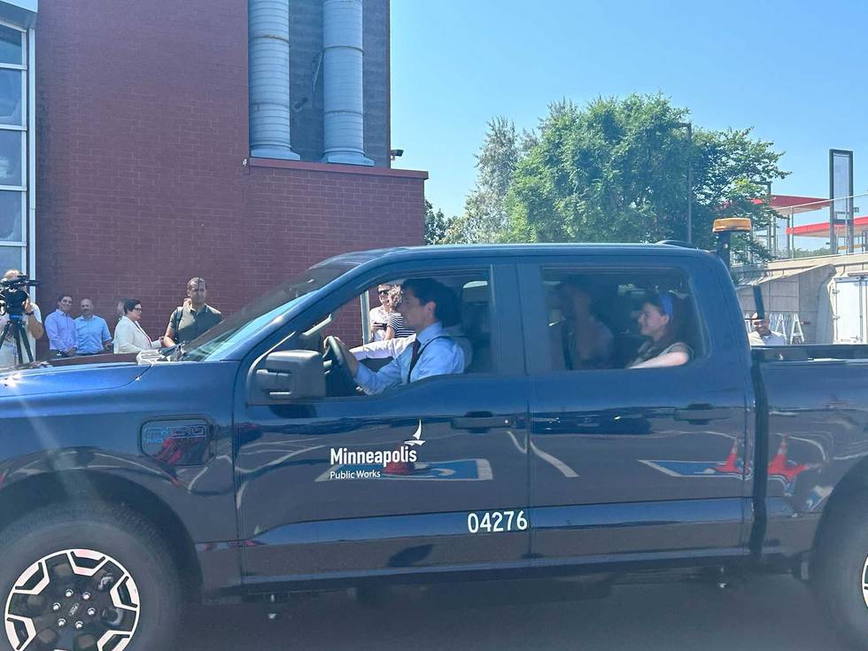In pursuit of net-zero emissions in the city, Minneapolis adds its 100th Electric Vehicle to the city's fleet.