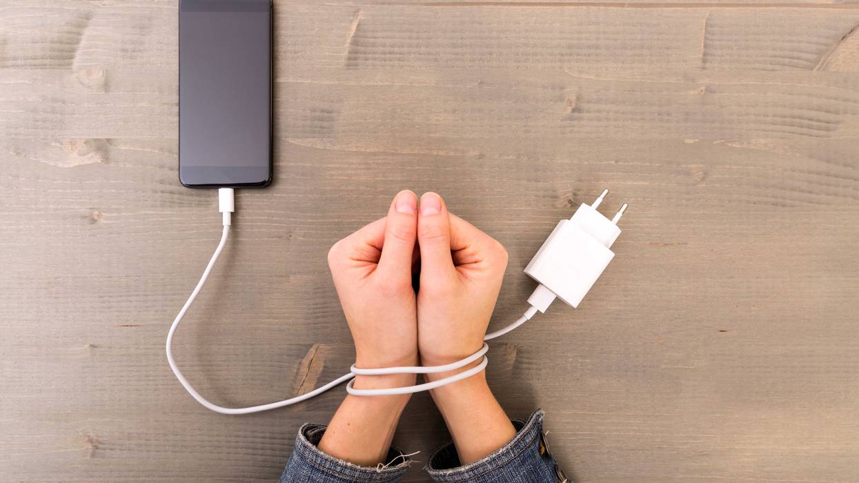 In this month's "A Closer Look with Laura Oakes," she dives into the research and sometimes upsetting realities of our digital dependence.