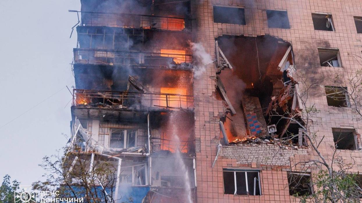 Ukraine fires 400 drones toward Moscow as Zelenskyy grapples with protests