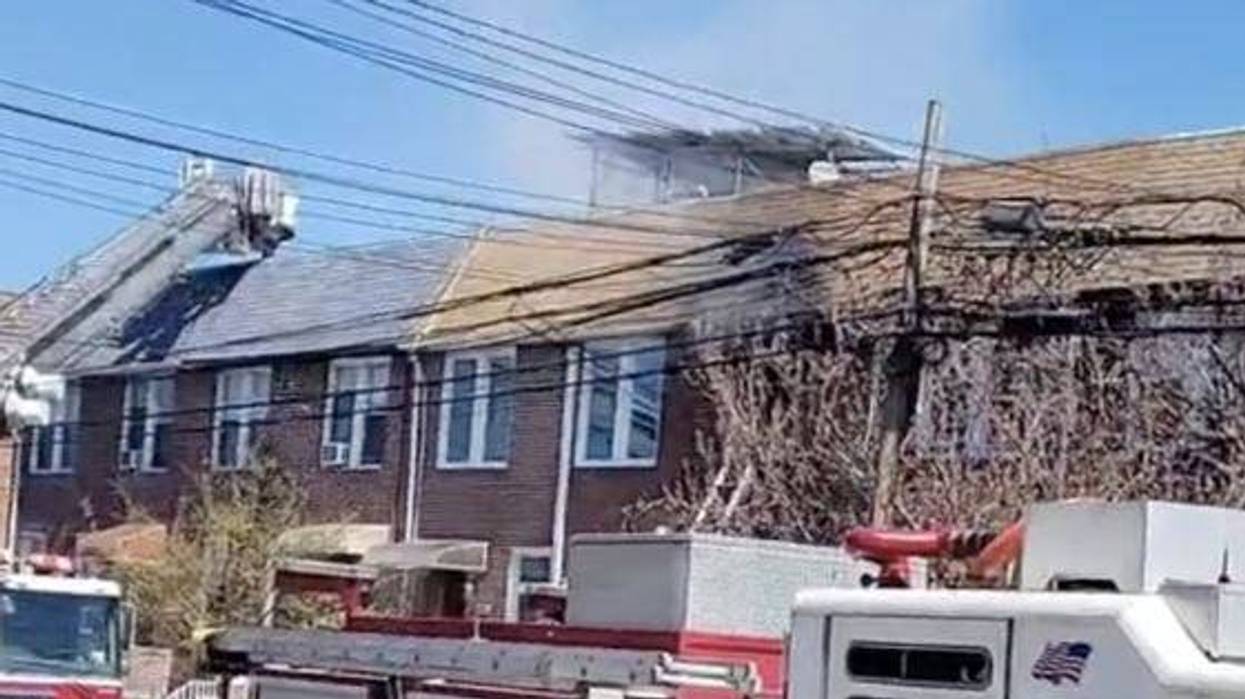 INCENDIO EN QUEENS