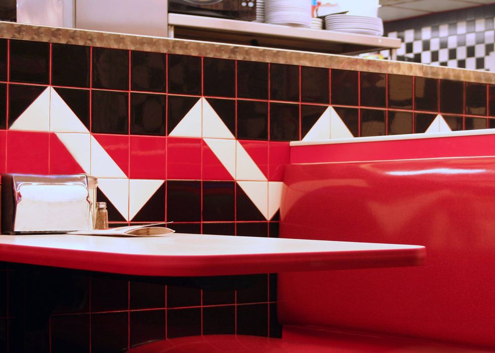 Diner owner surprises employees with paid July Fourth week off: 'Their mouths dropped'