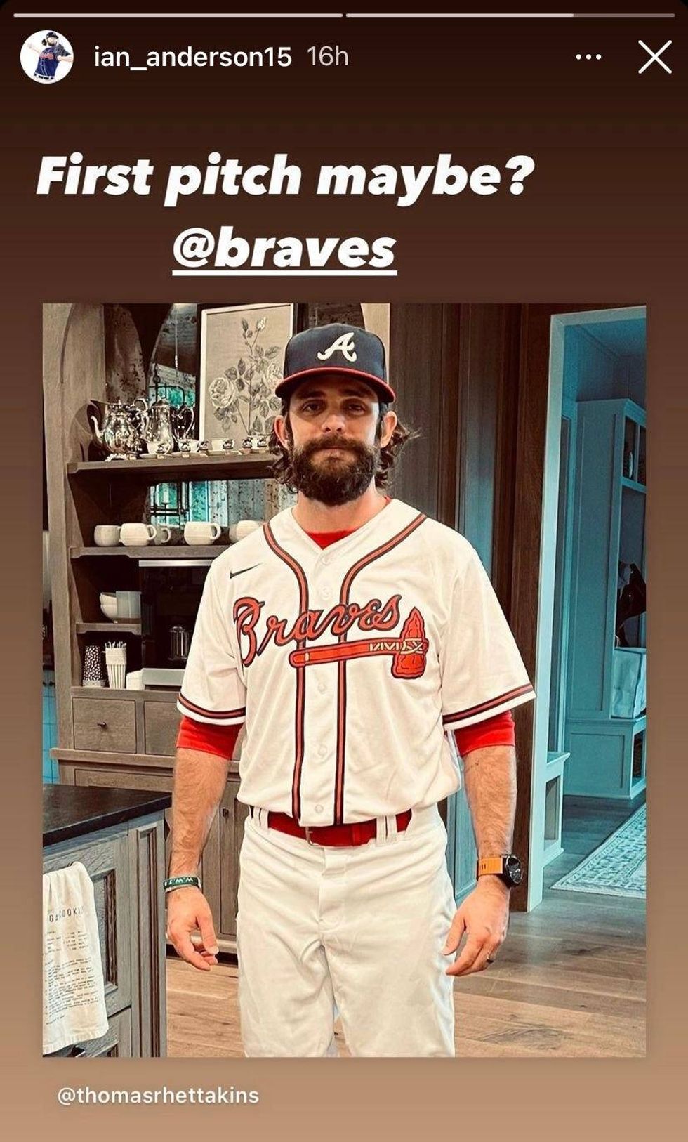 Instagram @ian_anderson15