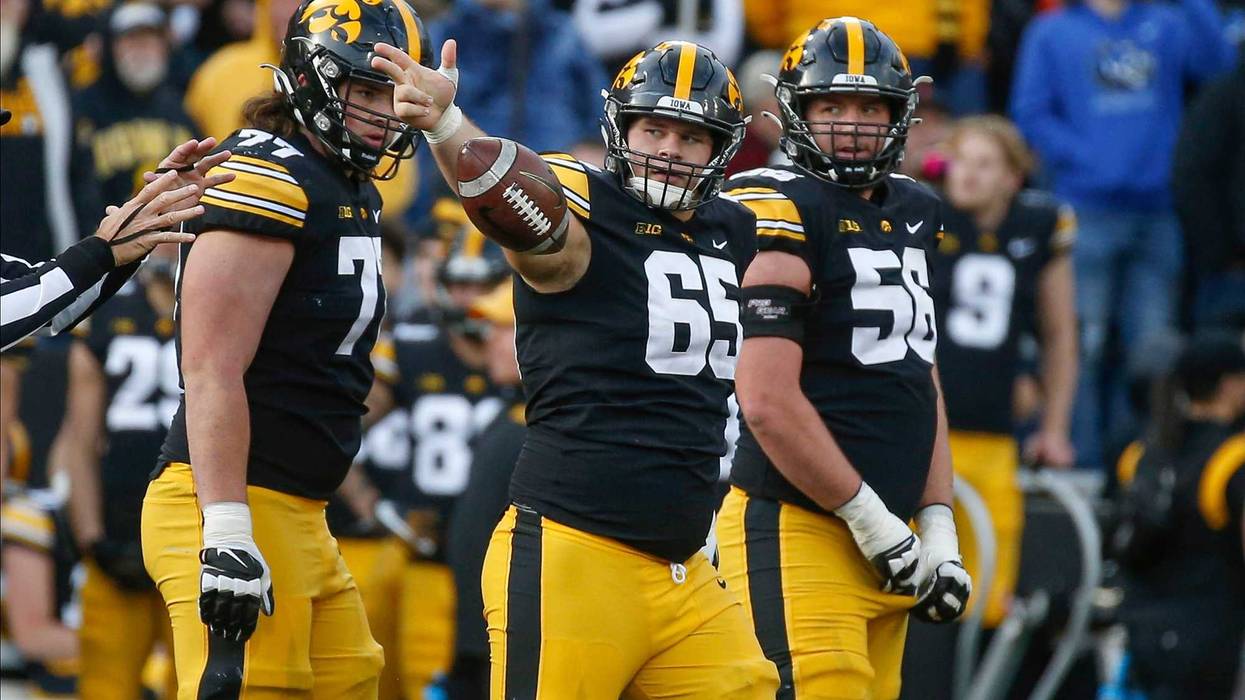 Iowa Center, possible Ravens draft target Tyler Linderbaum