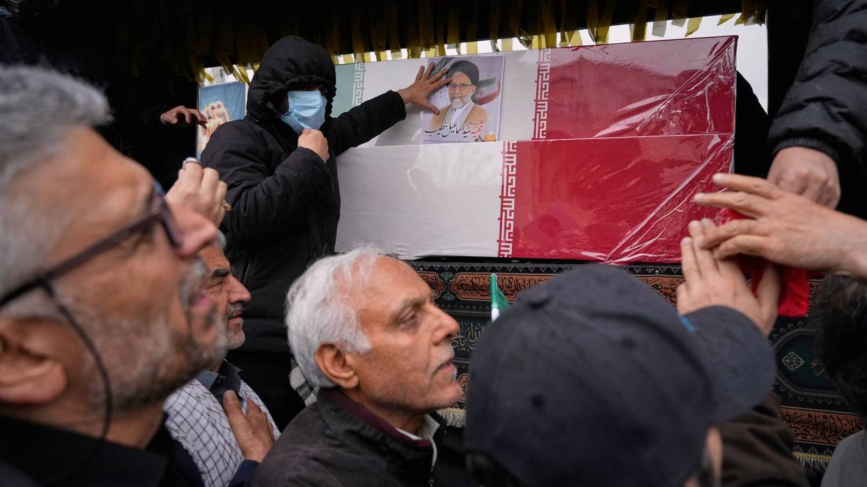 Iran threatens world tourism sites and says it is still building missiles nearly 3 weeks into war