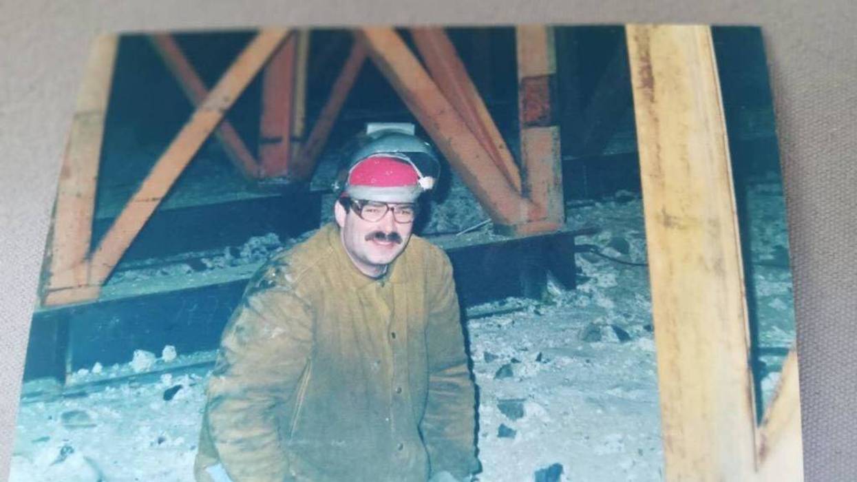 Ironworkers repairing I-95 in 1996