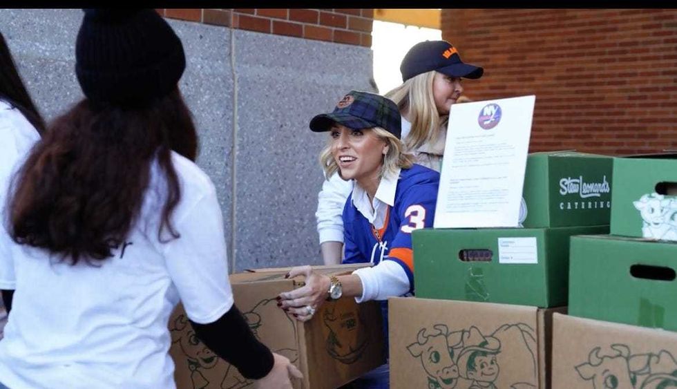 Islanders help families in need.