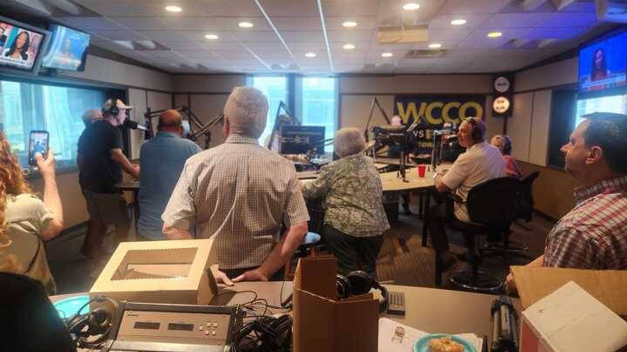 Guests, family, and coworkers gather for Denny Long's final day at WCCO rdio