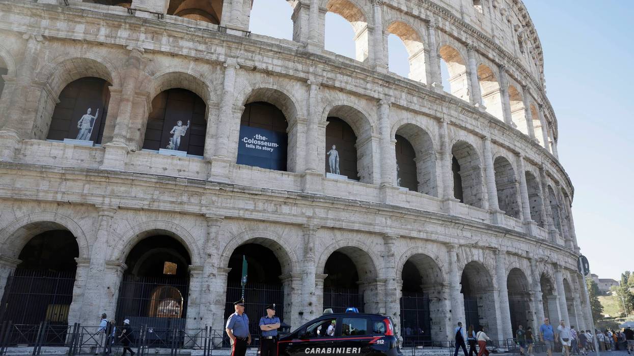 Italy Colosseum Death 147