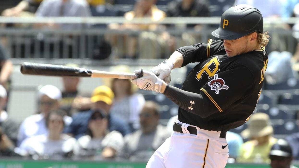 Jack Suwinski swinging