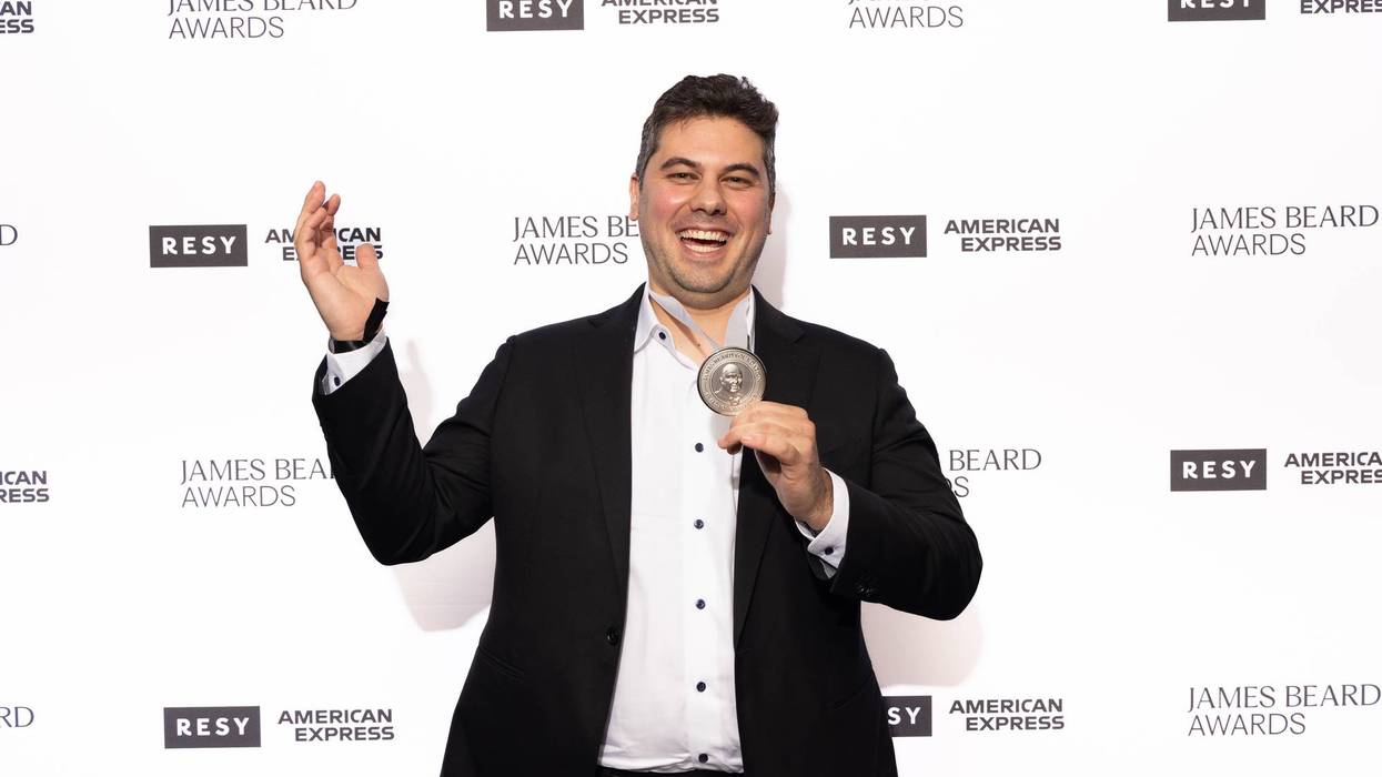 Chicago Chef wins James Beard Award
