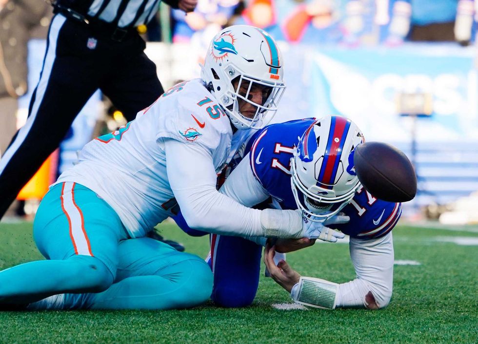 Jaelan Phillips and Josh Allen