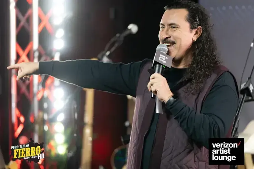 Jaime De Anda Performance