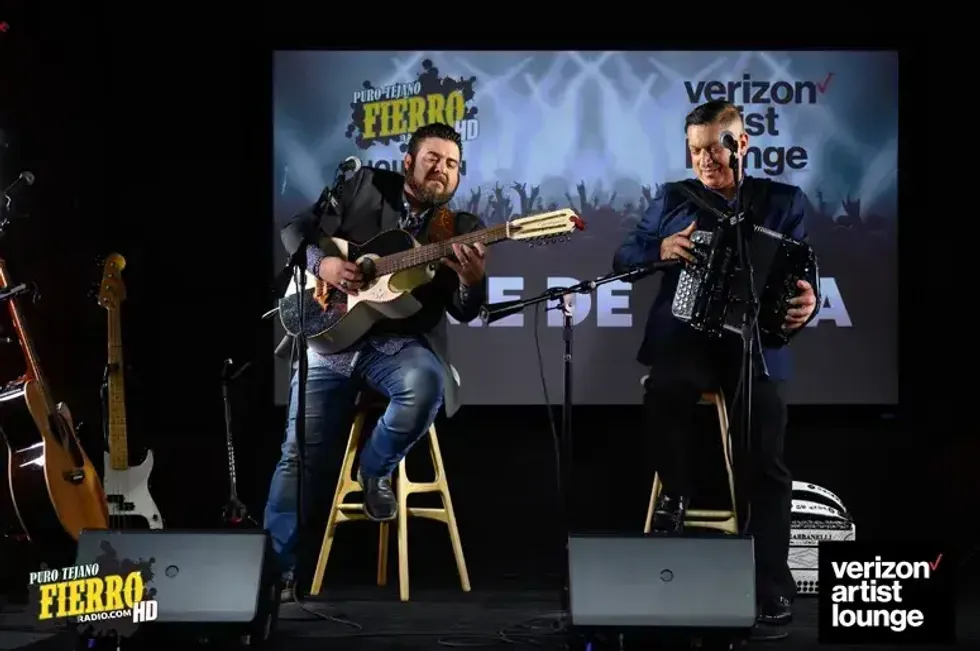 Jaime De Anda Performance