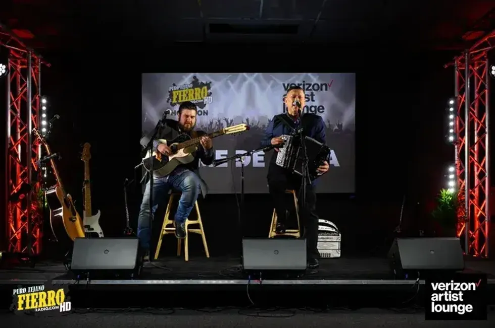 Jaime De Anda Performance