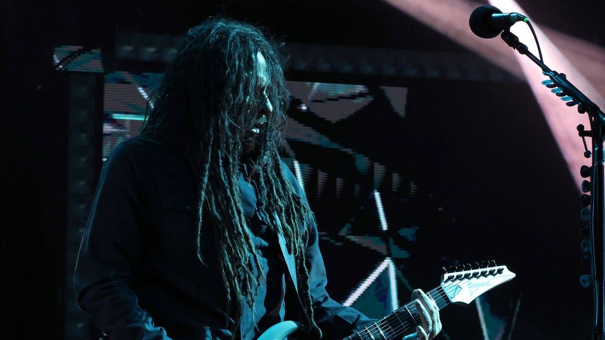 James "Munky" Shaffer of Korn