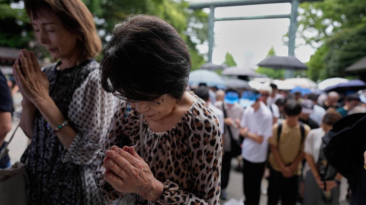 JAPÓN-SANTUARIO CONTROVERSIAL 8444