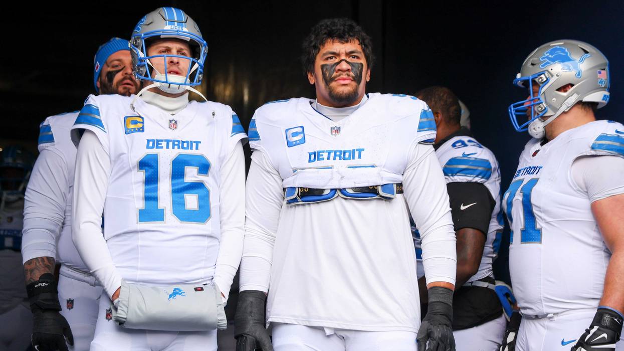 Jared Goff, Penei Sewell