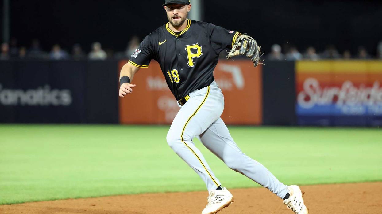 Jared Triolo moving to field a ball