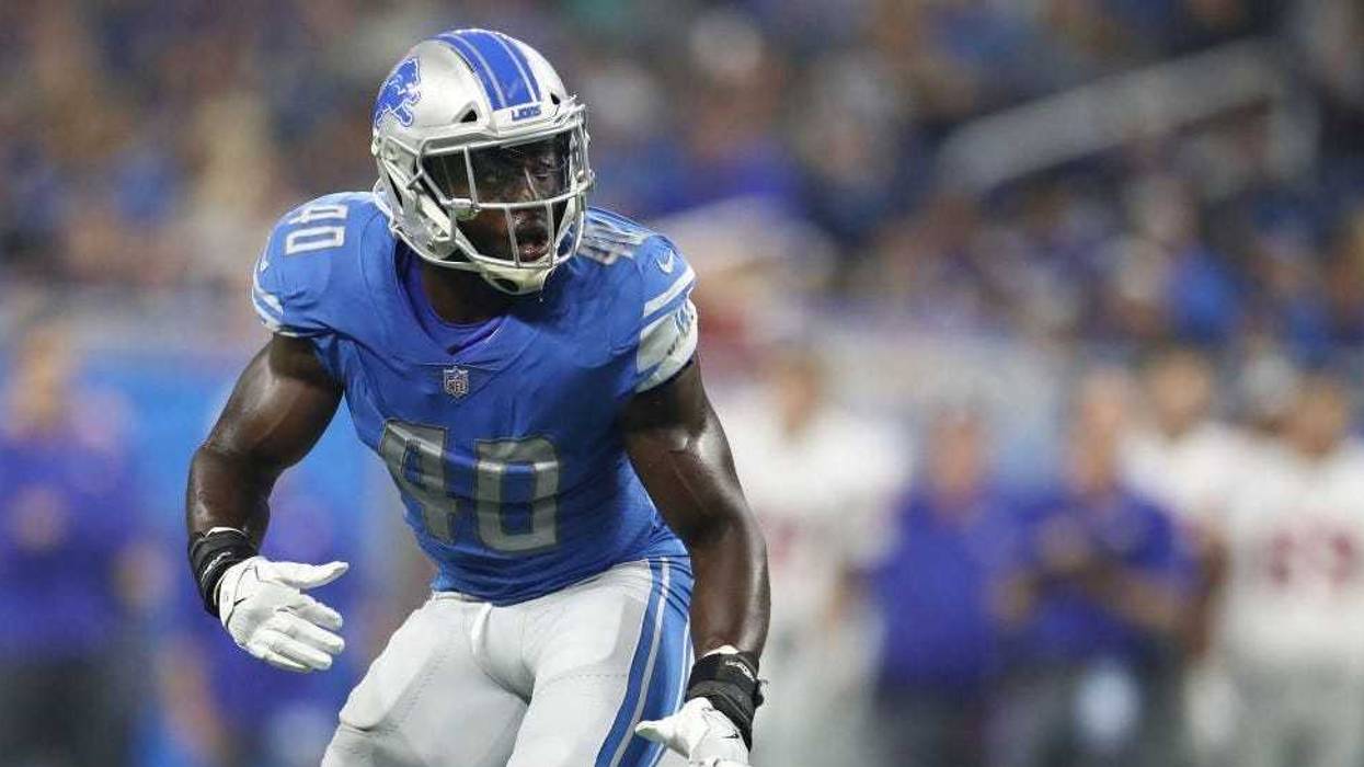 Jarrad Davis Carted Off Against Bills
