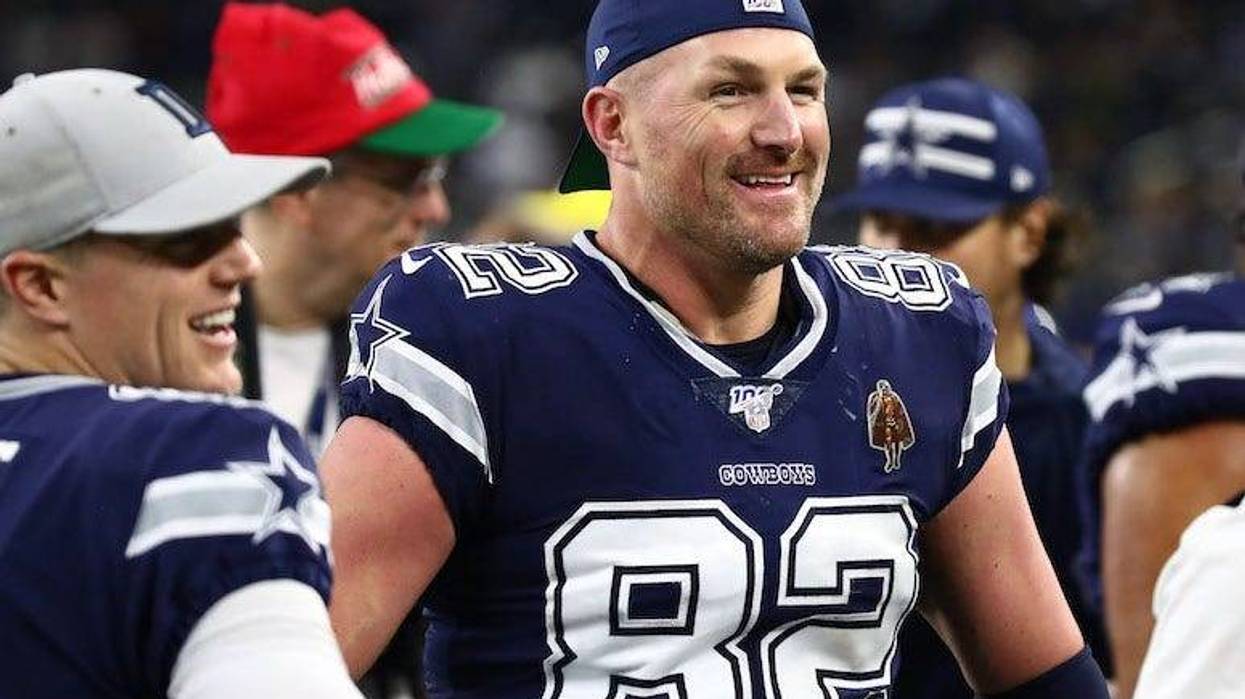 Jason Witten, Dallas Cowboys, Sideline, Game, Backwards Hat, AT&T Stadium, 2019