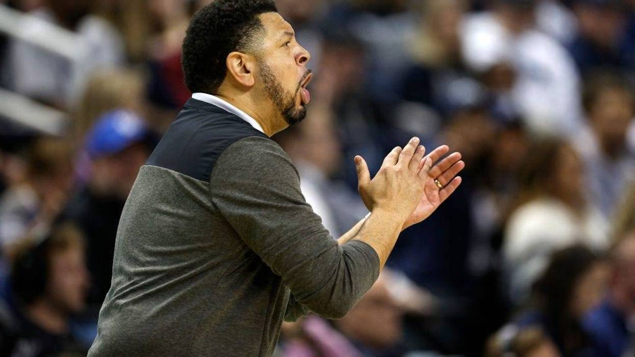 Jeff Capel on the sidelines